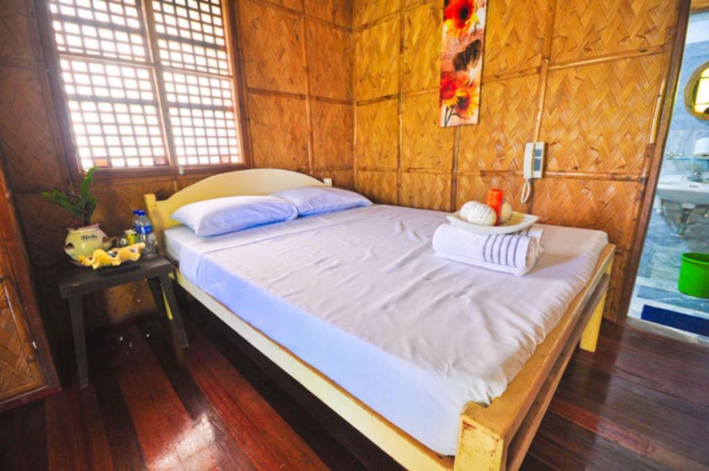 Villa de Pico Highland Beach Resort Puerto Galera Zimmer foto
